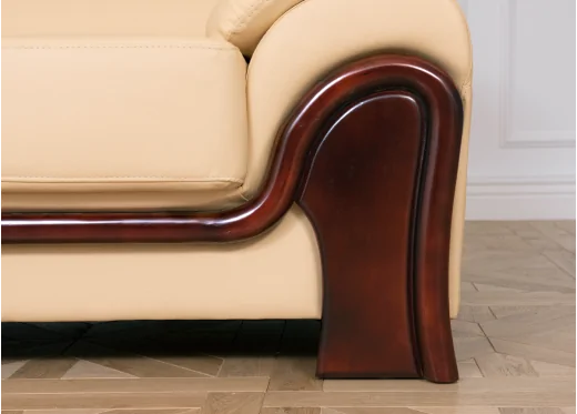 fotel wypoczynkowy skórzany z drewnem