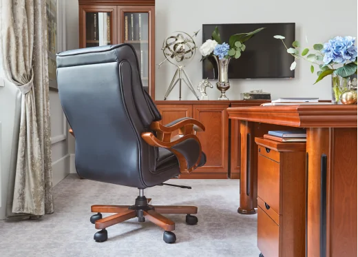 fotel biurowy skórzany czarny